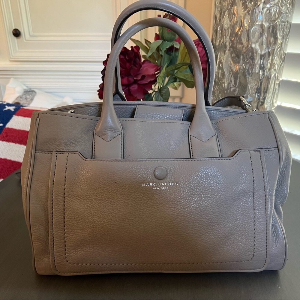NWOT Marc Jacobs Empire City Taupe Tote